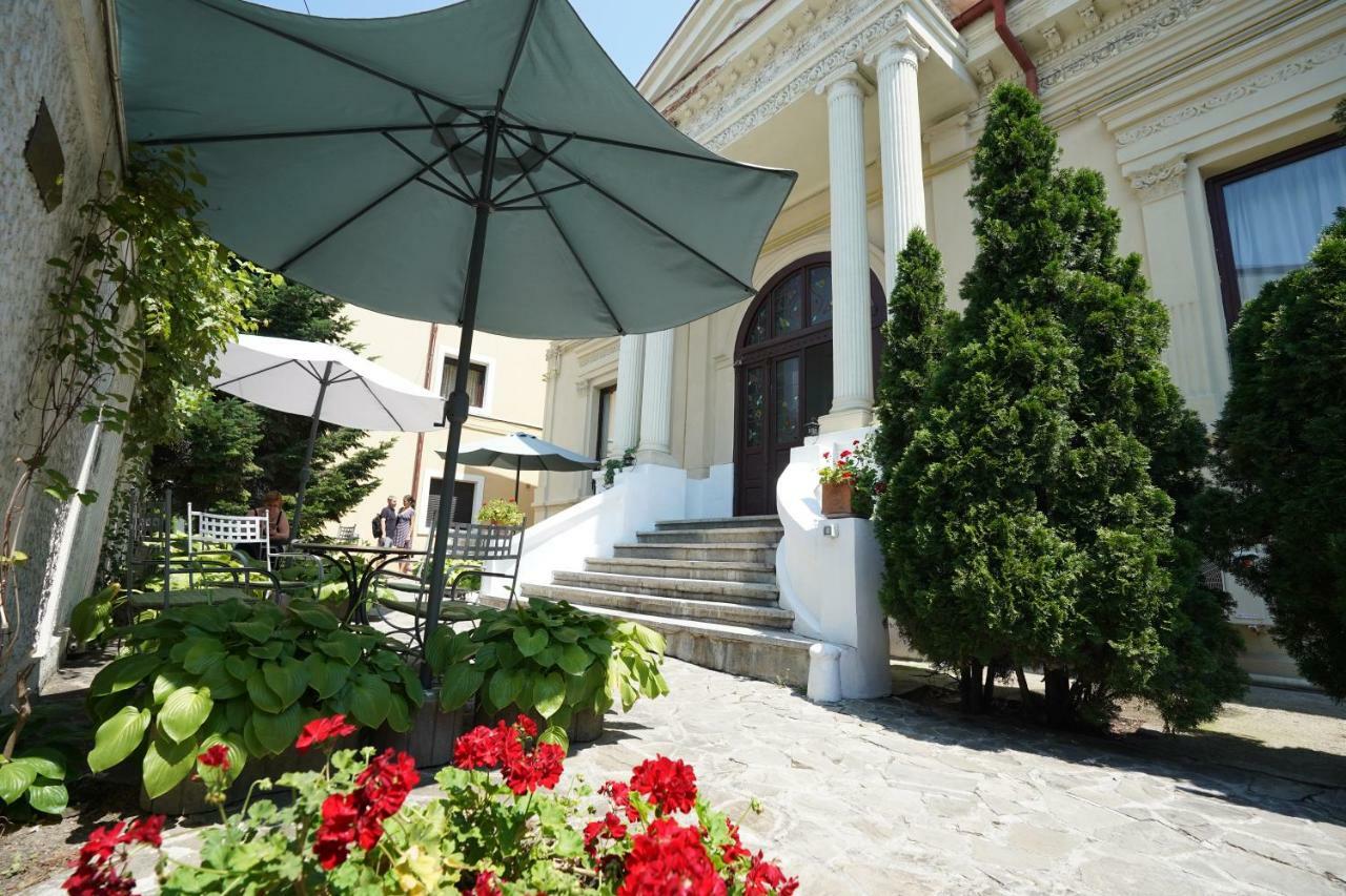 City Center Premium Apartments Bukarest Exterior foto